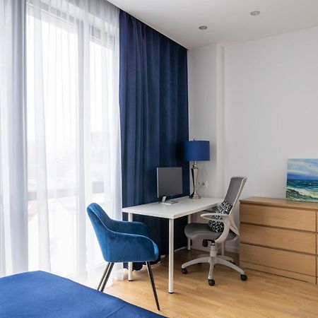 1-Bedroom Penthouse With Underground Parking Riga Exterior foto