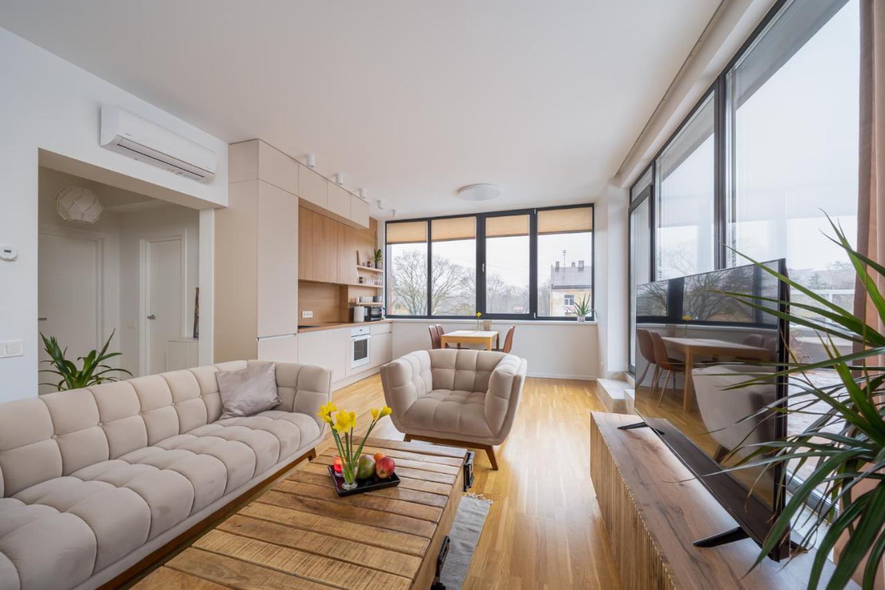 1-Bedroom Penthouse With Underground Parking Riga Exterior foto