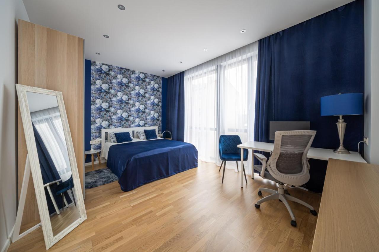 1-Bedroom Penthouse With Underground Parking Riga Exterior foto